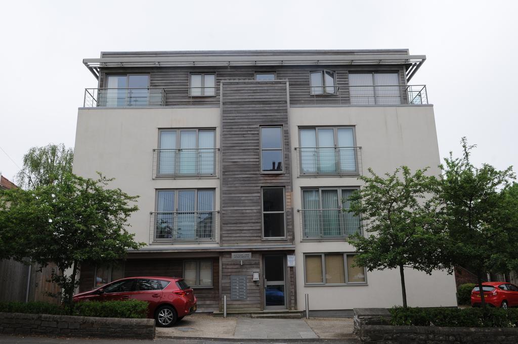 Your Stay Bristol Cotham Lawn Exterior foto