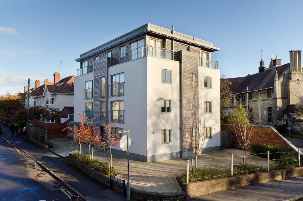 Your Stay Bristol Cotham Lawn Exterior foto
